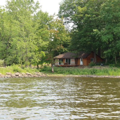 2021-07-15_1310-c42-senneville-kayak-garden-cottage_sq.jpg