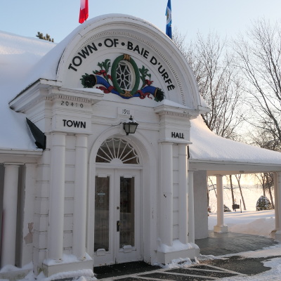 2020-02-10_1727-290-town-hall_sq.jpg