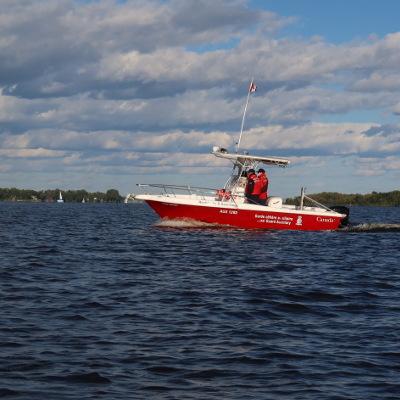 2020-09-19_1643-c72-kayak-tour-coast-guard_sq.jpg